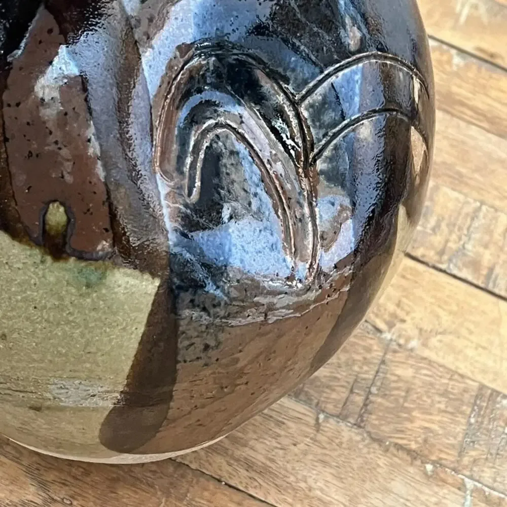 Hand-thrown Studio Art Pottery Stoneware Pot 8